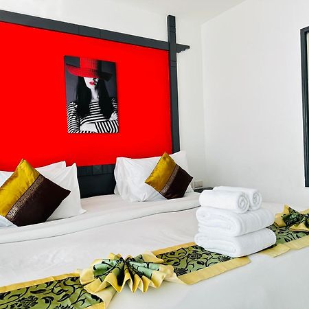 Hotel Baya Phuket Patong Extérieur photo